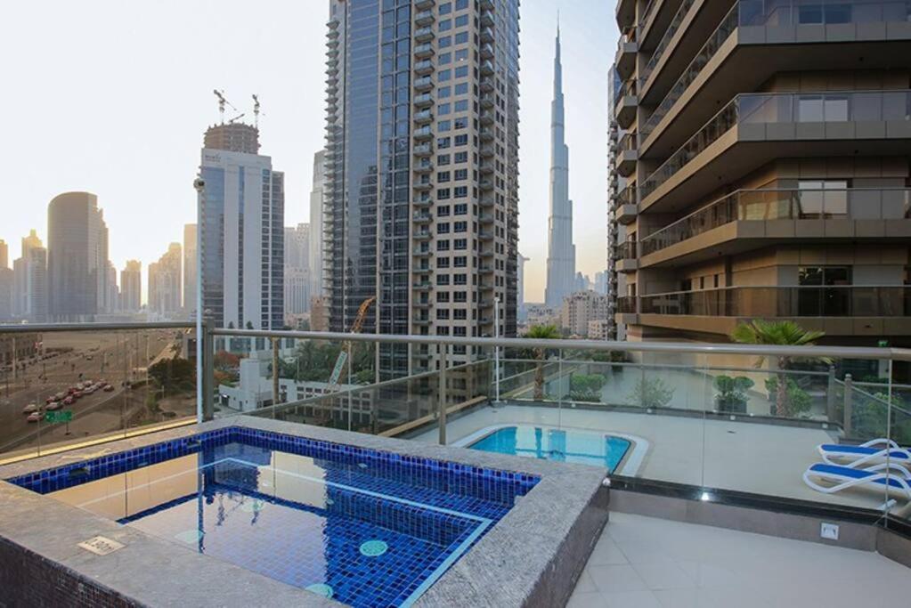Amazing Studio In Downtown With Burj Khalifa View Appartement *